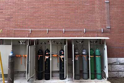 泰安化驗(yàn)室供氣系統(tǒng)安裝圖片